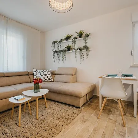 3Level Apartments Kroatien Umag Exterior photo